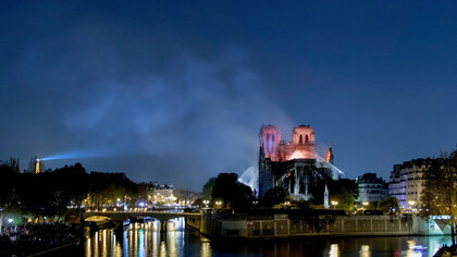 Notre Dame en llamas