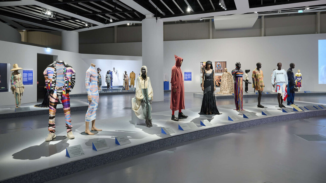 African fashion, exhibition view. Courtesy of Musée du Quai Branly