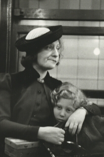 Alen MacWeeney and a Century of New York Street Photography. Courtesy of McMullen Museum of Art