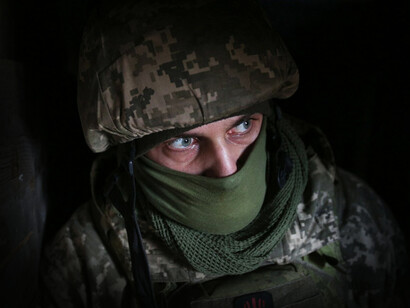 Soldado ruso enmascarado