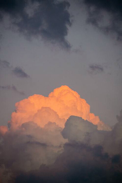 Cielo che nasconde la consapevolezza di una nuova coscienza