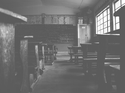 La scuola prepara, se riesce, a ciò che oggi è richiesto dal mercato del lavoro
