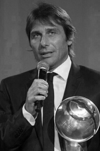 Antonio Conte premiato come miglior allenatore dell'anno, 2016