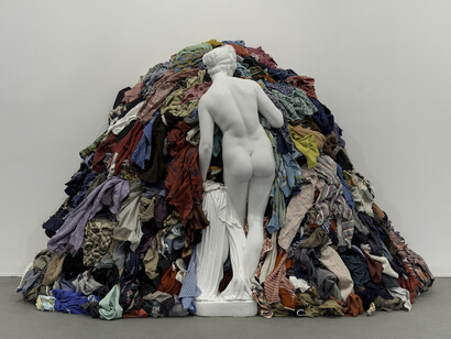 Michelangelo Pistoletto; Venus de los trapos, instalación (1967)