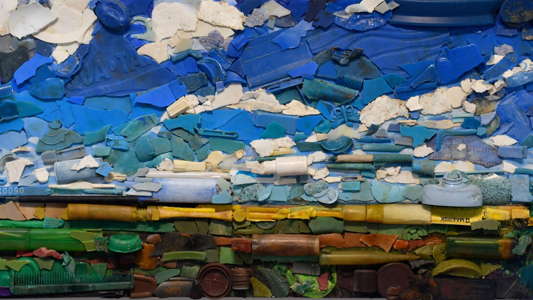 Harry DeLorme, Plastic Marsh (detail), Panorama. Courtesy of the artist and Viridian Artists