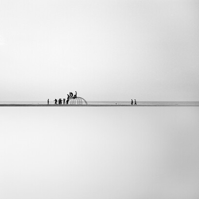 Nicene Kossentini, Untitled IV, 2013, Black & white photography (Digital print on Hahnemuhle Fine Art Baryta), Edition of 5, 120 x 120 cm, The City in the Sky series