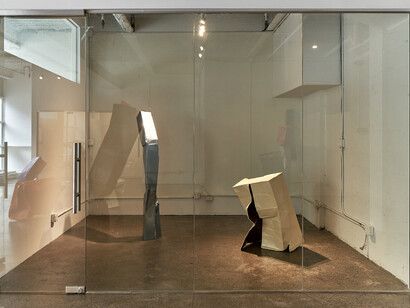 Lina McGinn, Dear John, exhibition view. Courtesy of Europa Gallery