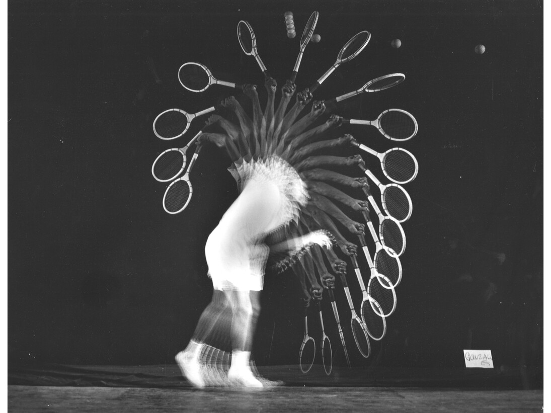 Pancho Gonzales serves, 1949, © Harold Edgerton Archive, MIT. Courtesy Michael Hoppen Gallery