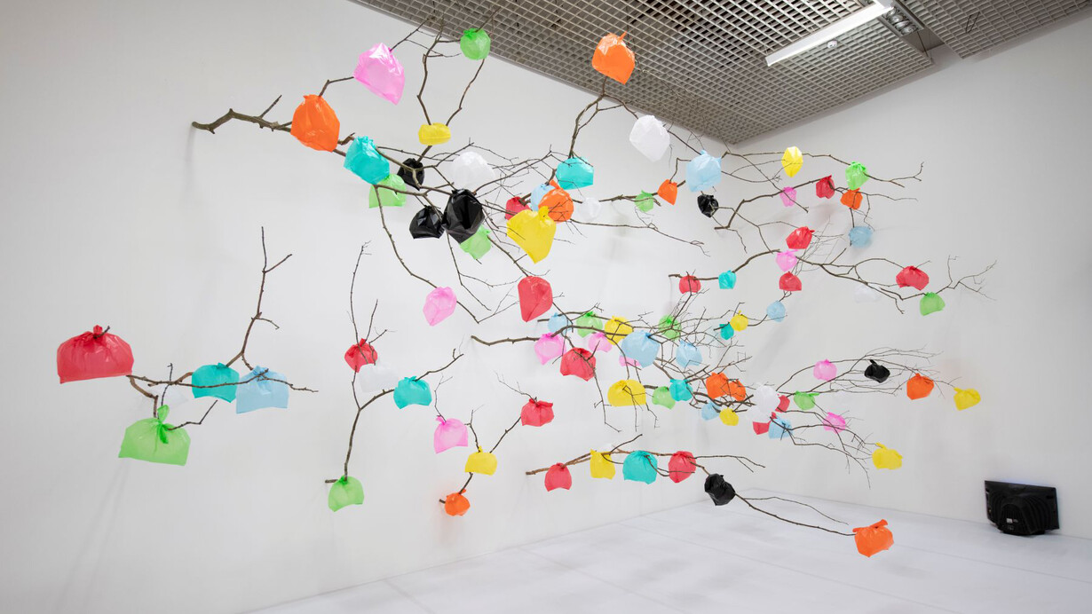 Pascale Martine Tayou, Knockout!, vista dell’esposizione. Cortesia della Pinacoteca