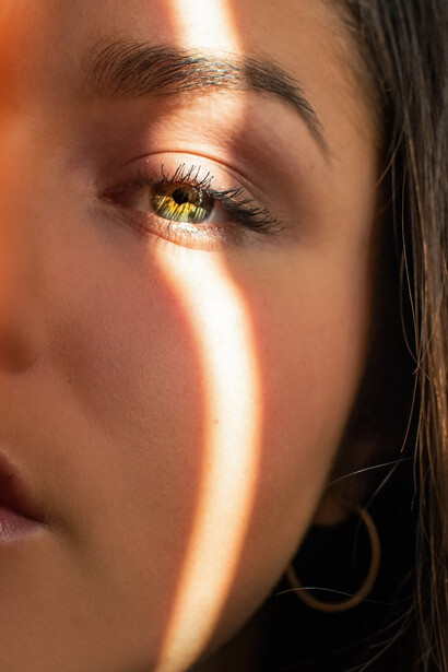 An exquisite portrayal of a woman's facial features