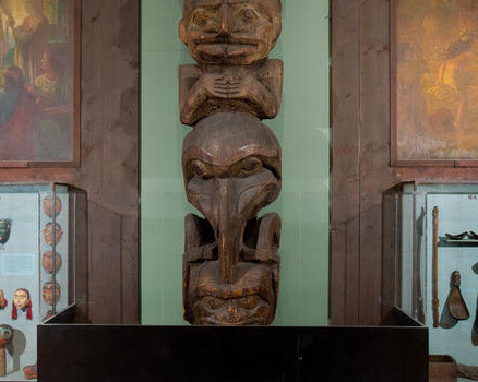 Hall of Northwest Coast Indians. Courtesy of American Museum of Natural History