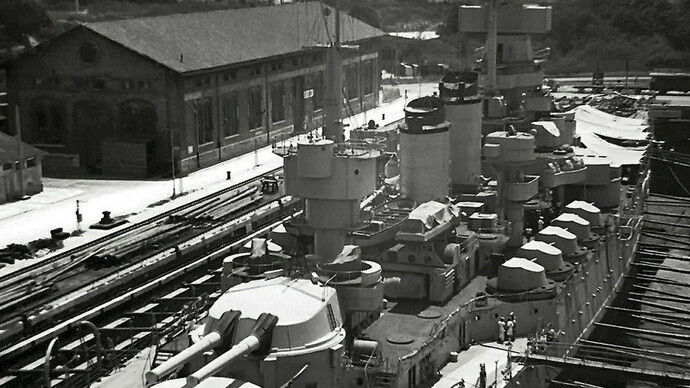 La Andrea Doria in bacino a Taranto, 1954