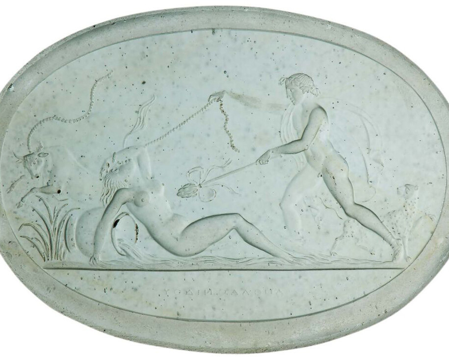 Images of Prestige. Courtesy of National Gallery of Slovenia 