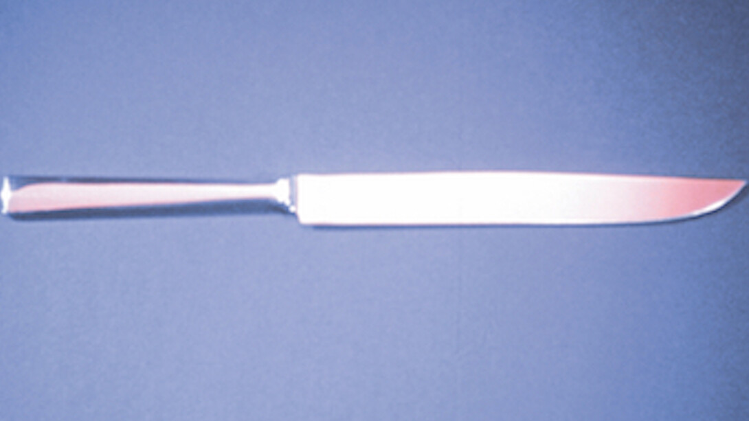 Jack Goldstein (1943-2003) The Knife, 1975, 16 mm film, color, Silent, 4'. Courtesy of Luxembourg & Dayan
