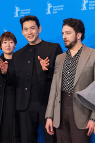 Elenco e direção do filme "Vidas Passadas".  “Vidas Passadas” (Past Lives), filme da estreante realizadora coreana Celine Song