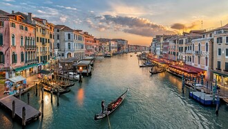 La città con il rapporto B&B/abitanti più alto è Venezia