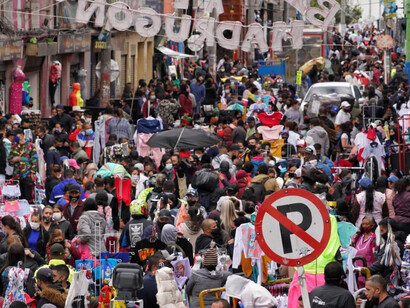 Tristemente la Navidad perdió sentido; se convirtió en un instrumento más del sistema para crecer independientemente de los valores que promoviera
