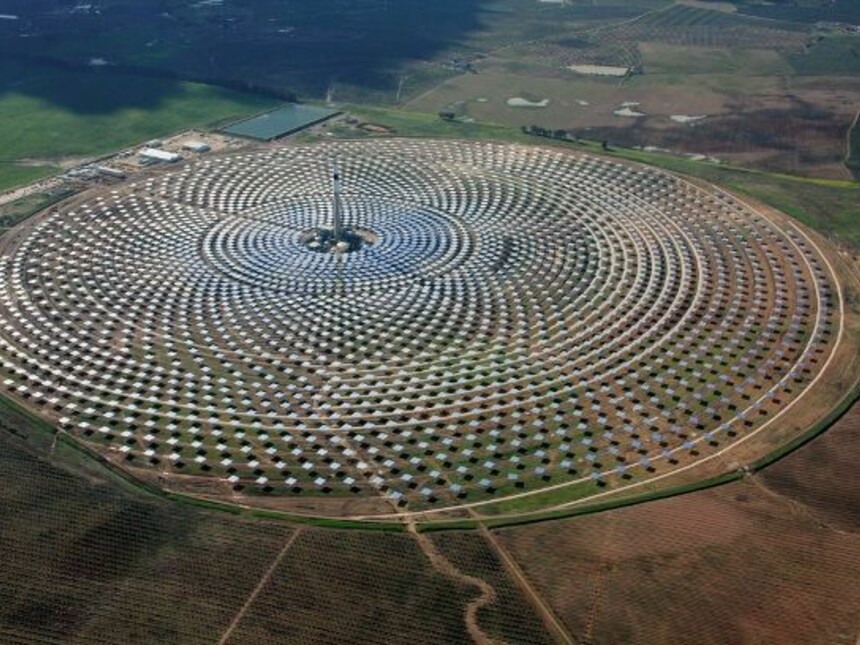 Solar Power plant, a future energy challenges? | Meer