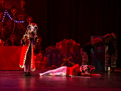 Puesta en escena de «El cascanueces» por Ballet Etudes, EE. UU.