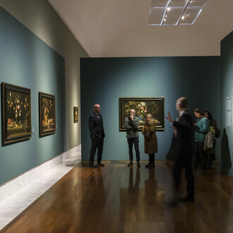 Colección Masaveu, objeto y naturaleza, vista de exhibición. Cortesía del Museo de Bellas Artes de València