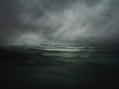 Stephan Vanfleteren, Transcripts of a sea, #001536. Courtesy of Museum of Fine Arts Ghent © Stephan Vanfleteren