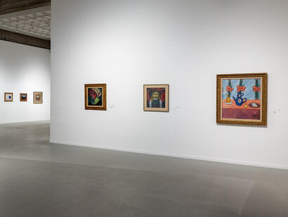 Various artists, Modern Art exhibition view. Courtesy of Tel Aviv Museum of Art