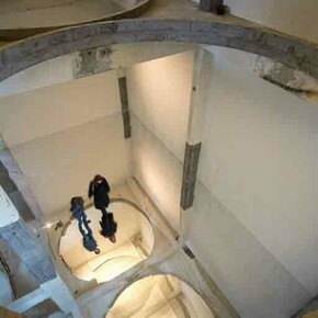 Kimsooja. Courtesy of Axel Vervoordt