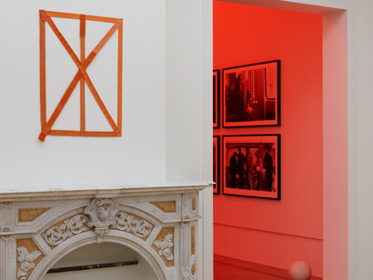 Artistes variés, Doka, vue de l'exposition. Avec l'aimable autorisation de M Leuven