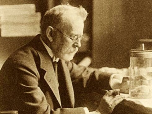 Paul Ehrlich en su laboratorio (1697-1764)