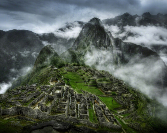 Mad Summer. Courtesy of UNIX Gallery