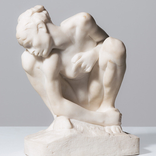 Auguste Rodin, (1840–1917), Kauernde, ca. 1882, Marmor, 33,5 x 27,5 x 18 cm