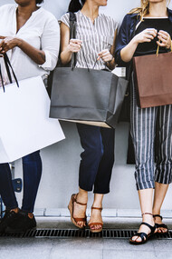 La moda es una herramienta que ha reflejado históricamente los cambios culturales, sociales y económicos de cada época