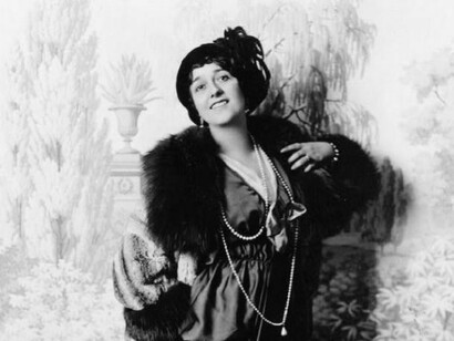 Lina Cavalieri  
