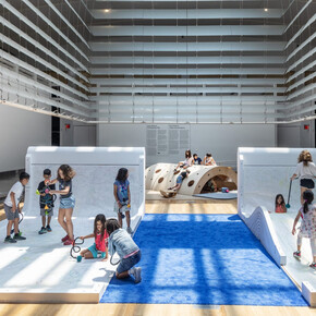 Cas Holman, Prototyping play, exhibition view. Courtesy of Queens Museum