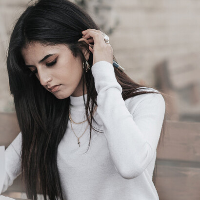 Jade Laris, artiste-auteure. Dans Matière à versifier !, elle s'est interrogée sur l’utilité de la poésie