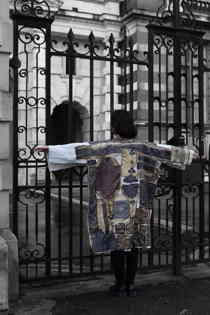 Sara Sallam, Suturing wounds, 2024–ongoing. Courtesy of Museum für Kunst und Gewerbe Hamburg