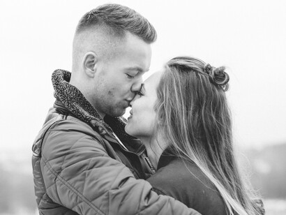 Gracias a la ternura, toda relación se hace más profunda y duradera porque su expresión es un síntoma del deseo de que el otro esté bien al permitir crear espacios auténticos de conexión con los demás