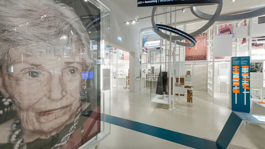 Erinnern. Die gegenwart der NS-vergangenheit, ausstellungsansicht. Mit freundlicher genehmigung des Hauses der Geschichte Österreich