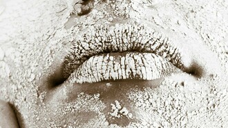 Si mi piel pudiera hablar, probablemente me demandaría