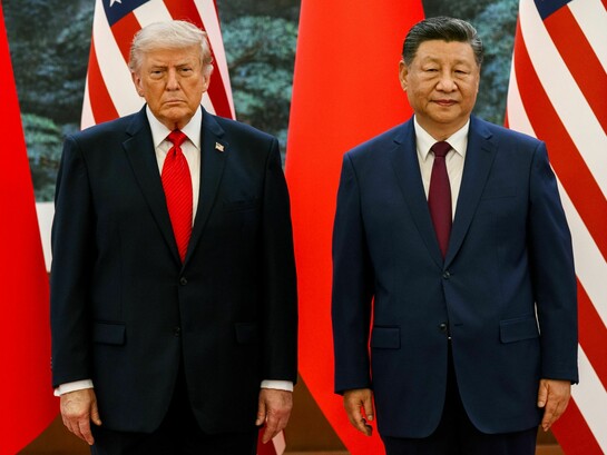 El presidente estadounidense Donald J. Trump y su homólogo chino Xi Jinping durante la ceremonia oficial de bienvenida en el Gran Palacio del Pueblo. Beijing, China, 14 de mayo de 2026