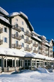 Cristallo Hotel Exterior en invierno.