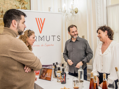 La hora del vermut y el tardeo muestran cómo las costumbres gastronómicas evolucionan sin perder su esencia de convivencia y celebración