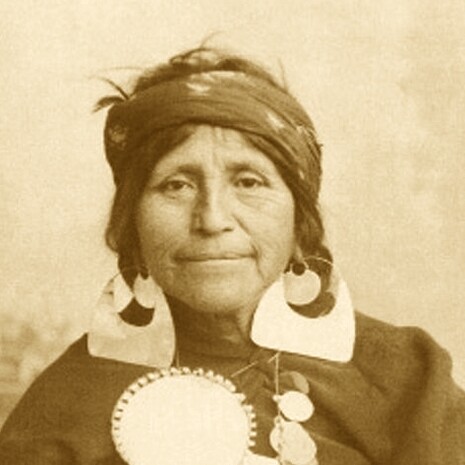 Mujer mapuche