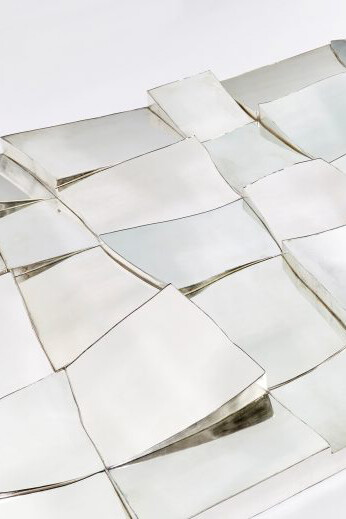 Contemporary glass art. Courtesy of Mudac