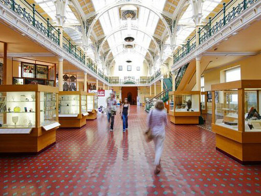 Birmingham People and Change in the Inner-City. Courtesy of Birmingham Museum and Art Gallery 