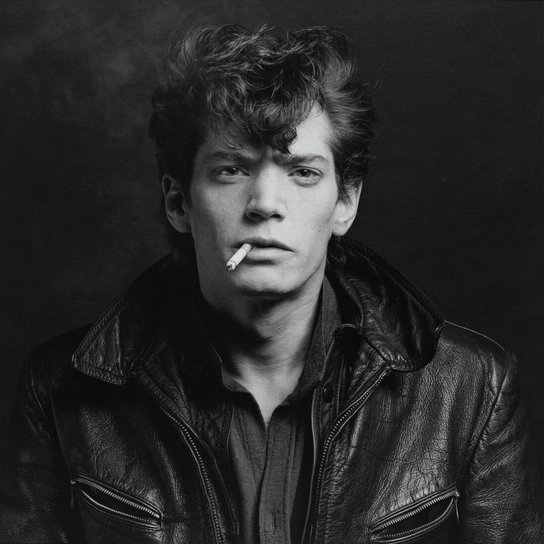 Robert Mapplethorpe, Self Portrait (1980), Artist Rooms, Tate and National Galleries of Scotland. Acquired jointly through The d'Offay Donation with assistance from the National Heritage Memorial Fund and the Art Fund 2008
© Robert Mapplethorpe Foundation
