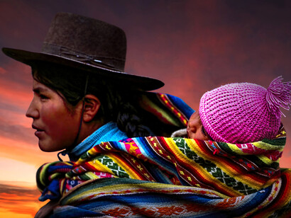 Paucartambo, Peru – Donna con bambino
 