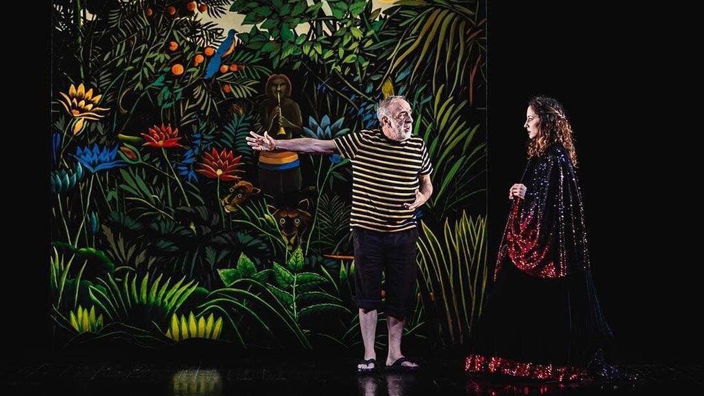 Ciarlatani, view of the performance. Courtesy of Teatro Donizetti