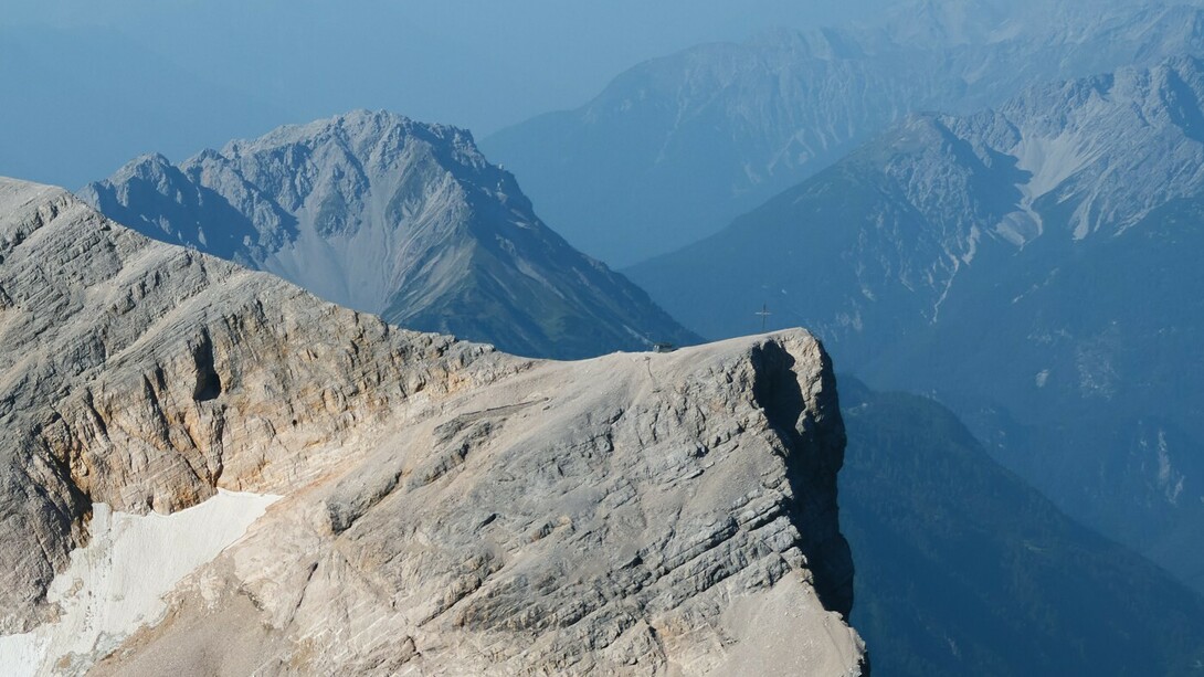 Jürgen Merz, Alpengletscher im wandel: historische vergleichsfotos. Mit freundlicher genehmigung des Naturhistorischen Museums Wien