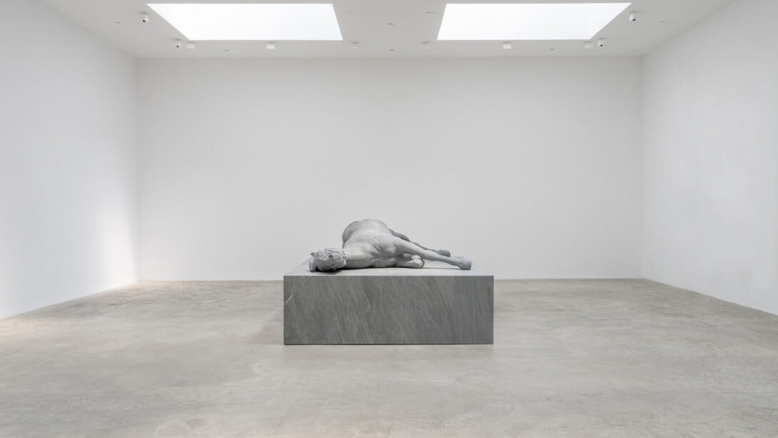 Charles Ray, exhibition view. Courtesy of Matthew Marks Gallery